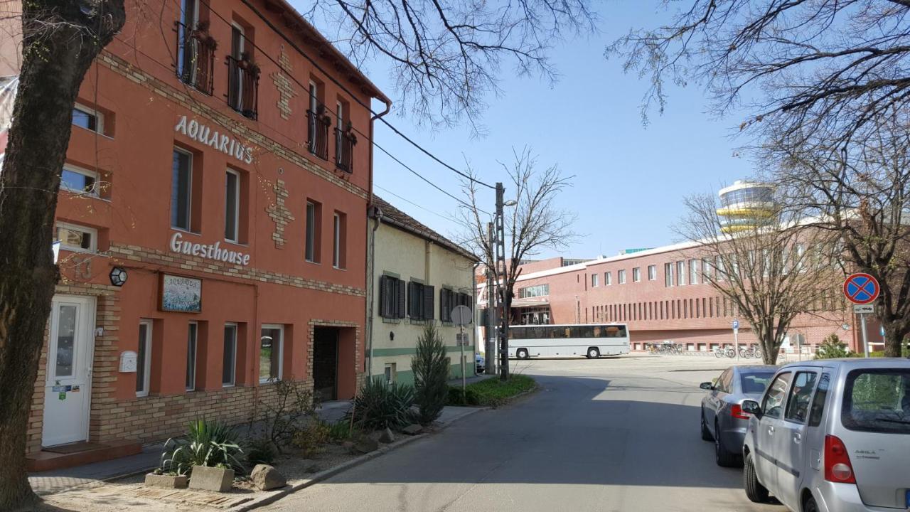 Aquarius Vendeghaz Hotel Szeged Exterior photo
